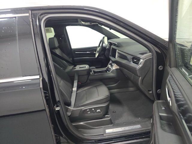 used 2024 GMC Yukon car, priced at $72,999