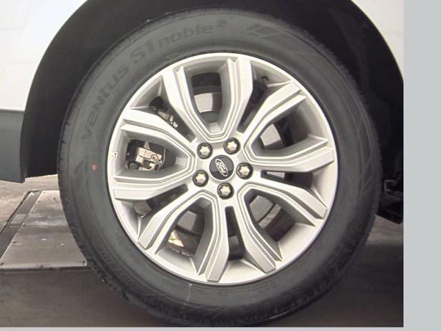 used 2024 Ford Edge car, priced at $30,869