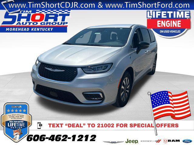 used 2024 Chrysler Pacifica Hybrid car, priced at $32,439