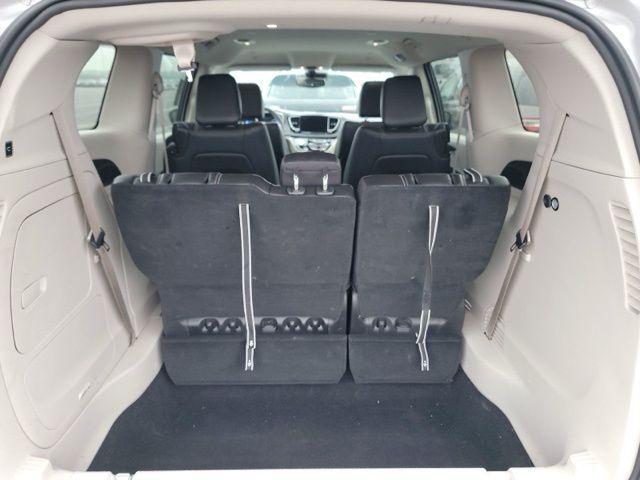 used 2024 Chrysler Pacifica Hybrid car, priced at $33,654