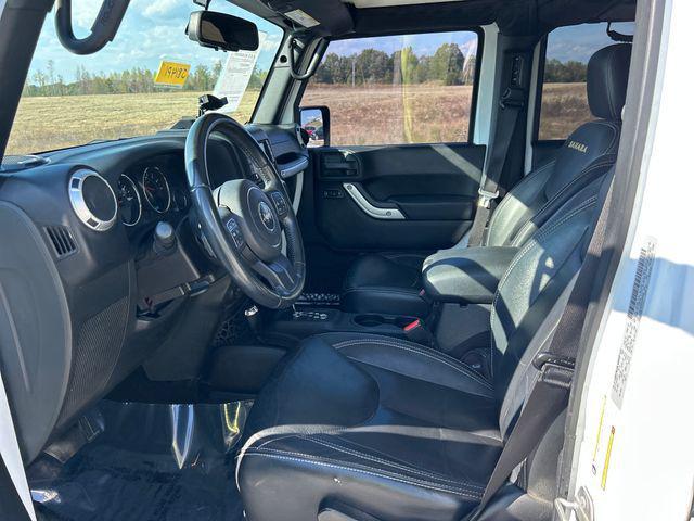used 2015 Jeep Wrangler Unlimited car, priced at $18,926