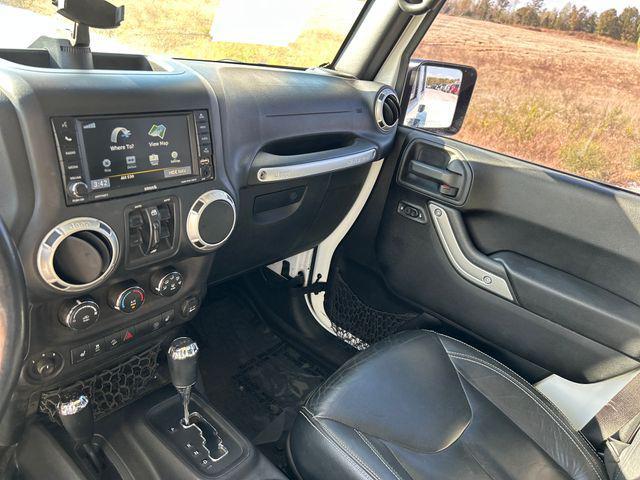 used 2015 Jeep Wrangler Unlimited car, priced at $18,926