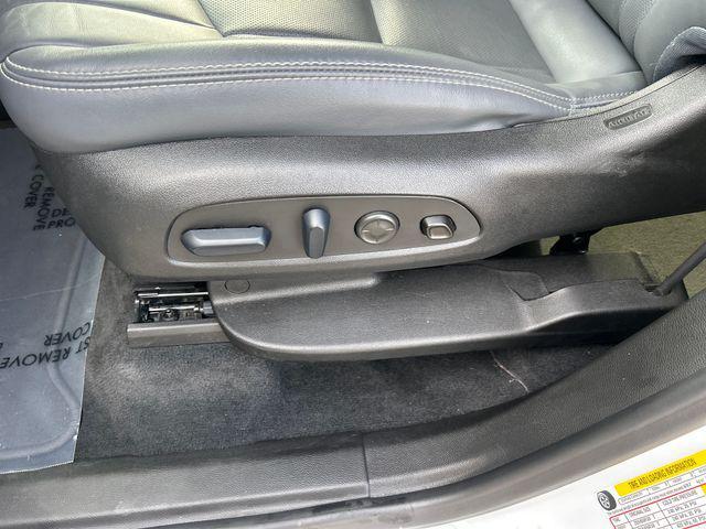 used 2024 Buick Enclave car, priced at $33,434