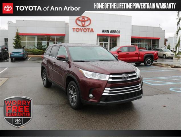 used 2019 Toyota Highlander car, priced at $23,500