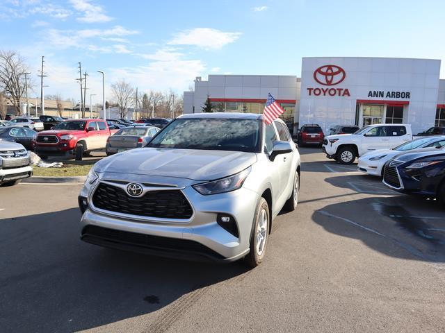 new 2023 Toyota Highlander car, priced at $42,015