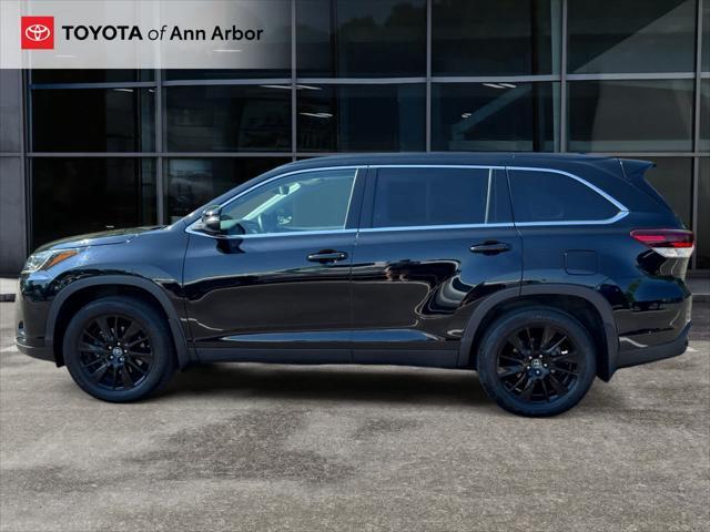 used 2019 Toyota Highlander car, priced at $29,243