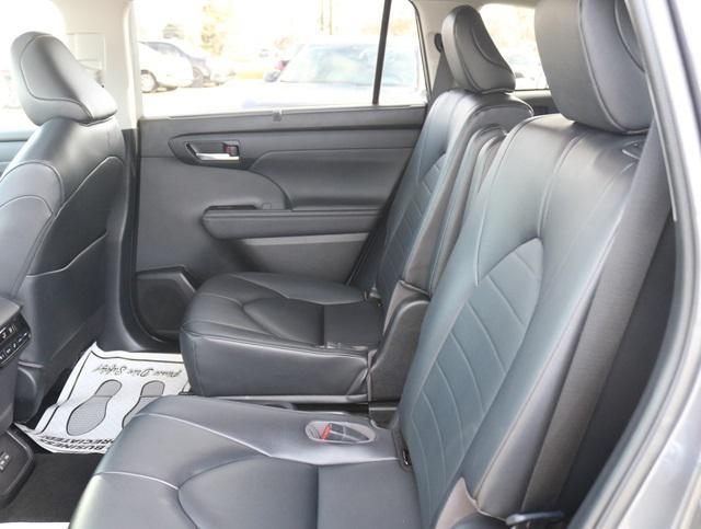 used 2023 Toyota Highlander car, priced at $38,815