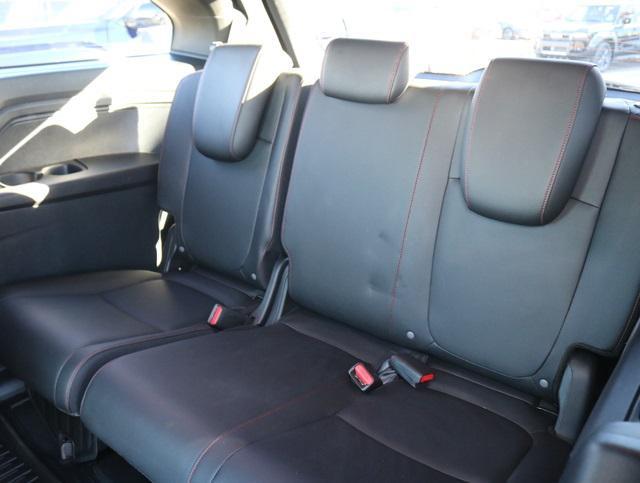 used 2024 Honda Odyssey car, priced at $40,404