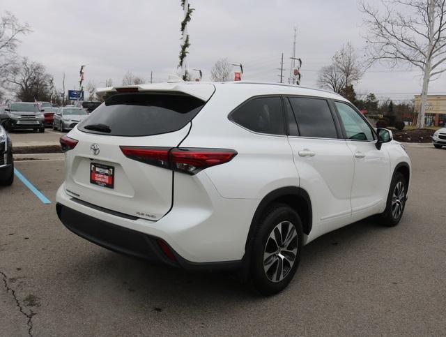 used 2020 Toyota Highlander car, priced at $32,450