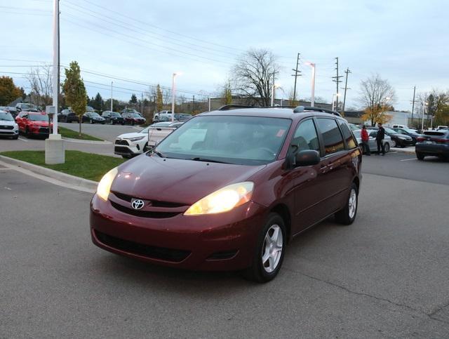 used 2006 Toyota Sienna car, priced at $5,490