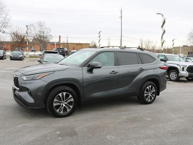 used 2023 Toyota Highlander car, priced at $36,796