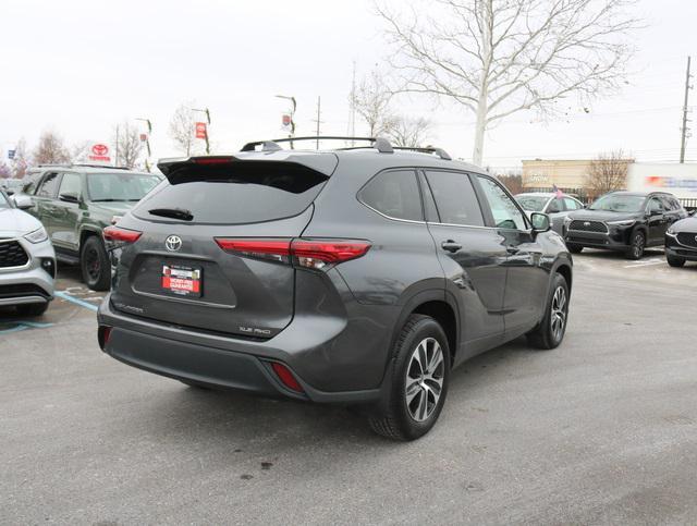 used 2023 Toyota Highlander car, priced at $36,796