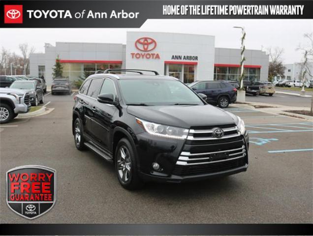 used 2018 Toyota Highlander car, priced at $24,320