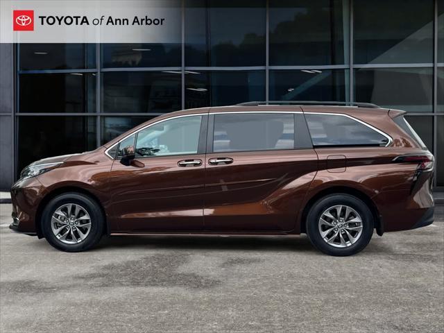 used 2023 Toyota Sienna car, priced at $43,478