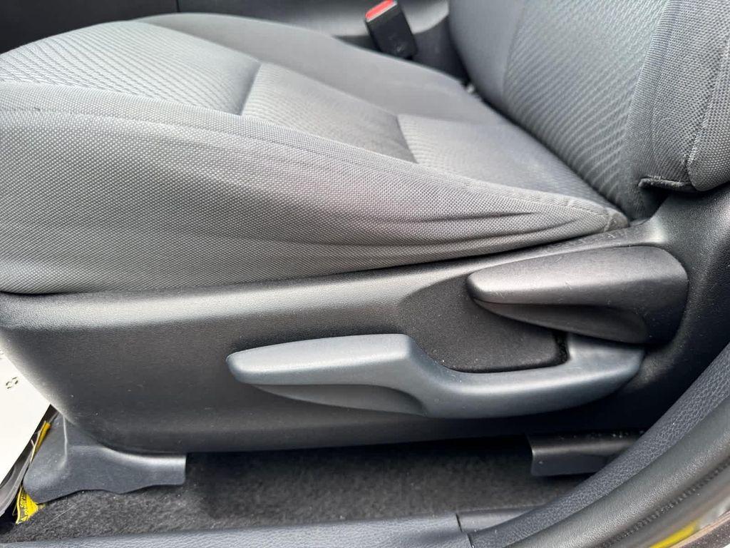 used 2019 Toyota Highlander Hybrid car, priced at $24,999