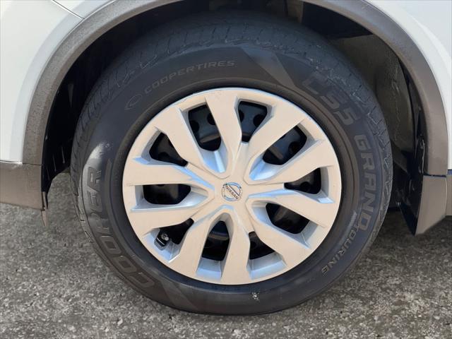 used 2015 Nissan Rogue car, priced at $9,226