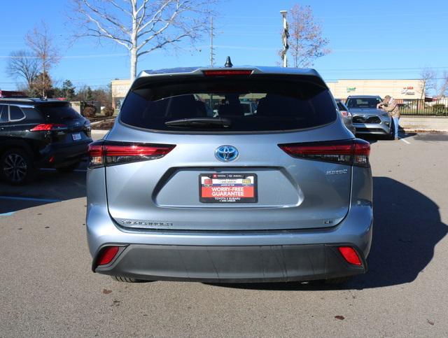 used 2023 Toyota Highlander Hybrid car, priced at $41,292