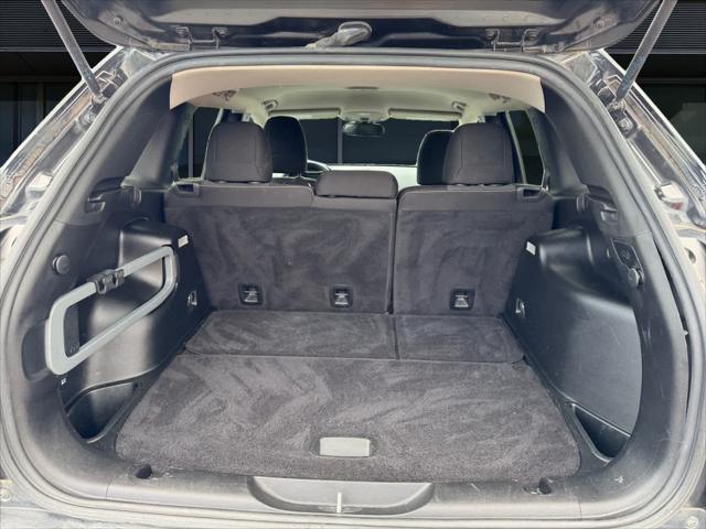 used 2015 Jeep Cherokee car, priced at $9,305