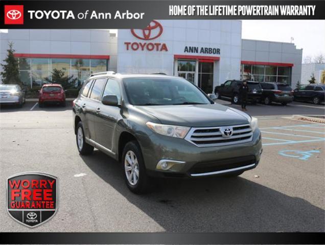 used 2011 Toyota Highlander car, priced at $9,508