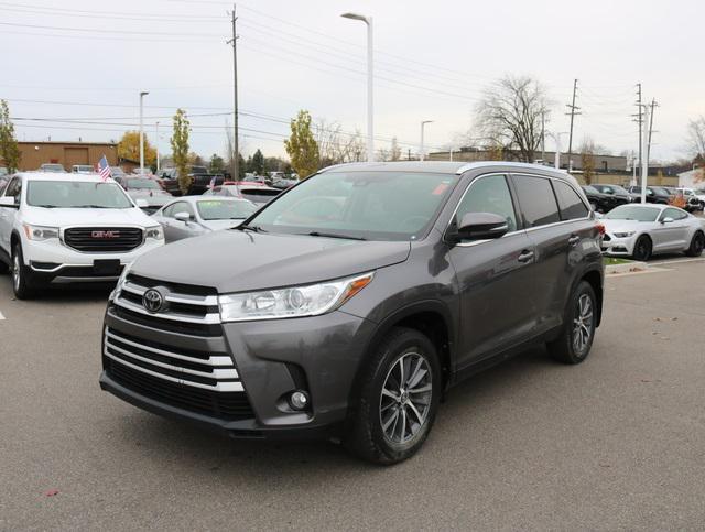 used 2019 Toyota Highlander car, priced at $24,996