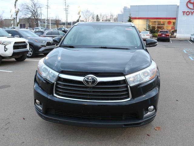 used 2015 Toyota Highlander car, priced at $15,299