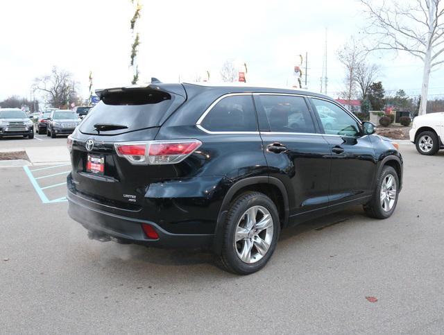 used 2015 Toyota Highlander car, priced at $15,299