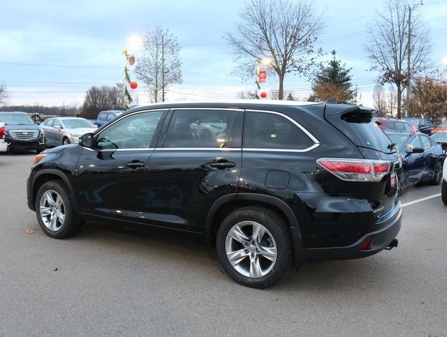 used 2015 Toyota Highlander car, priced at $15,299