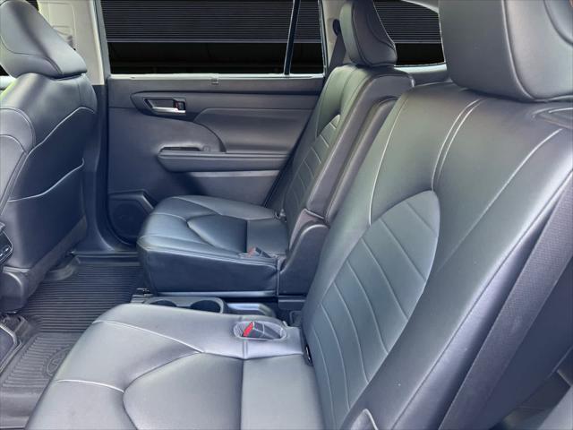 used 2023 Toyota Highlander car, priced at $41,180