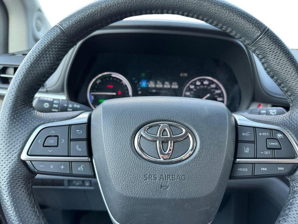 used 2023 Toyota Sienna car, priced at $48,315