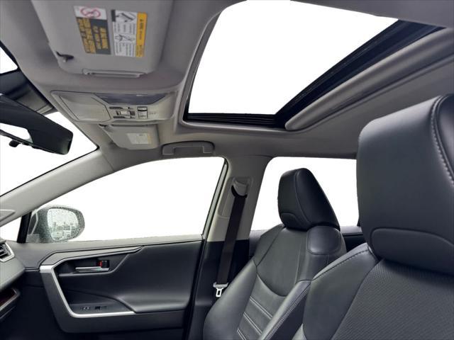 used 2020 Toyota RAV4 car, priced at $25,791