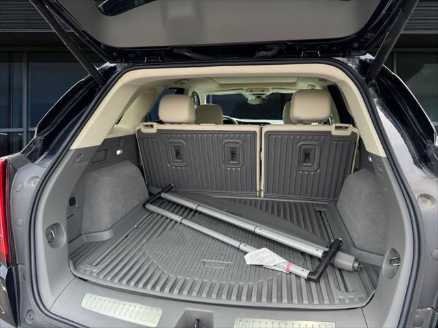 used 2022 Cadillac XT5 car, priced at $30,215