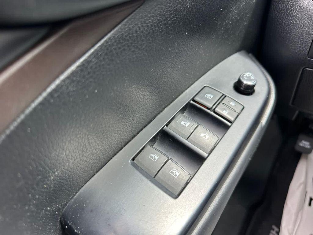 used 2019 Toyota Highlander car, priced at $19,878