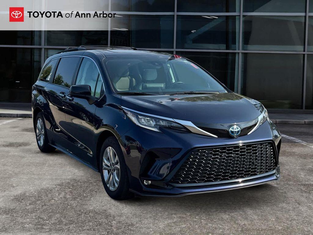 used 2021 Toyota Sienna car, priced at $38,170