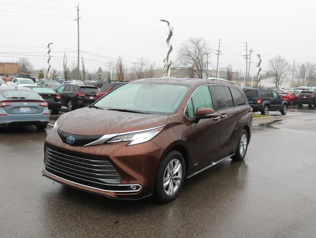 used 2021 Toyota Sienna car, priced at $36,986