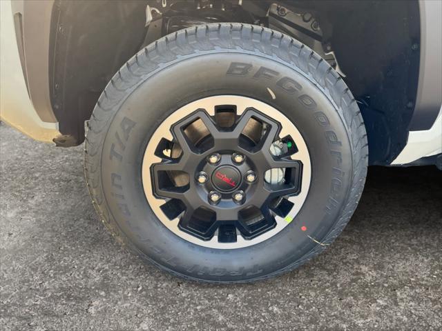 new 2025 Toyota Tacoma car