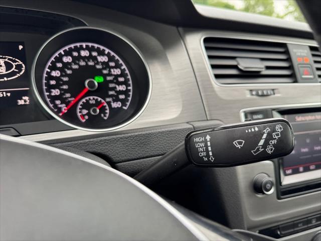 used 2015 Volkswagen Golf SportWagen car, priced at $10,591