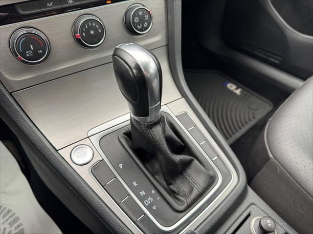 used 2015 Volkswagen Golf SportWagen car, priced at $10,591