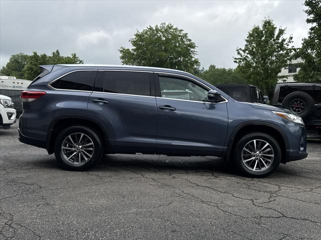 used 2019 Toyota Highlander car, priced at $28,795