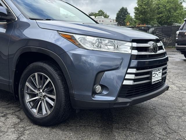 used 2019 Toyota Highlander car, priced at $28,795