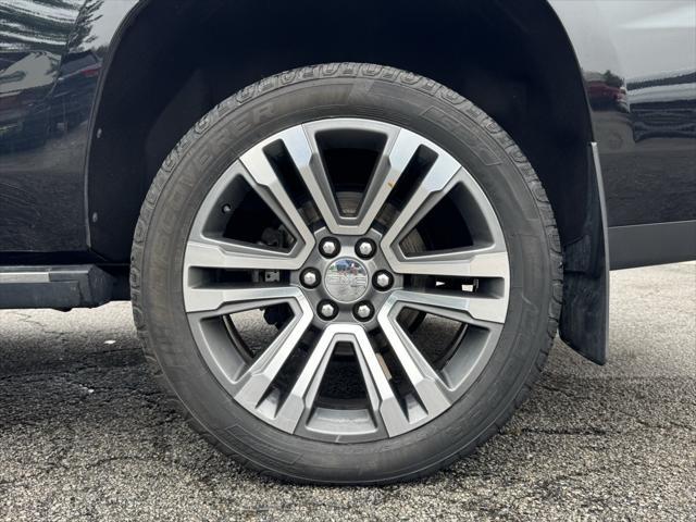 used 2017 GMC Yukon car, priced at $25,895