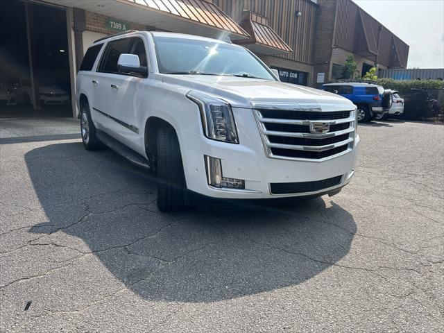 used 2018 Cadillac Escalade ESV car, priced at $29,795