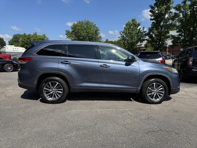 used 2019 Toyota Highlander car, priced at $23,586