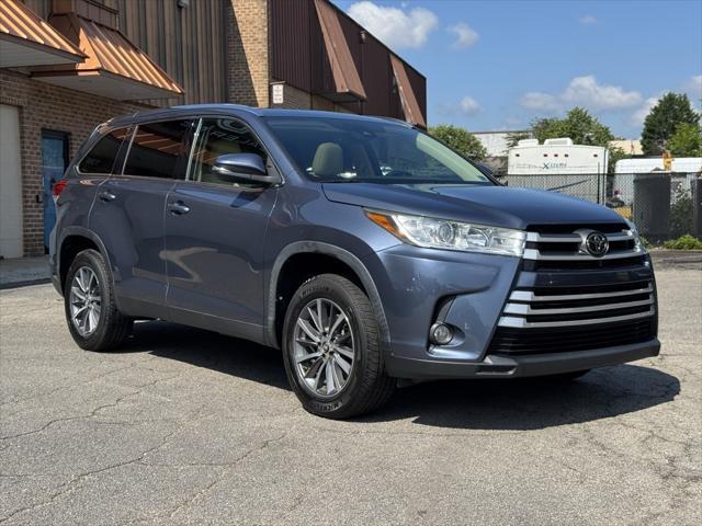 used 2019 Toyota Highlander car, priced at $23,586