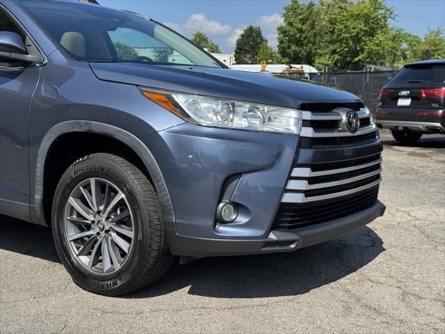 used 2019 Toyota Highlander car, priced at $23,586