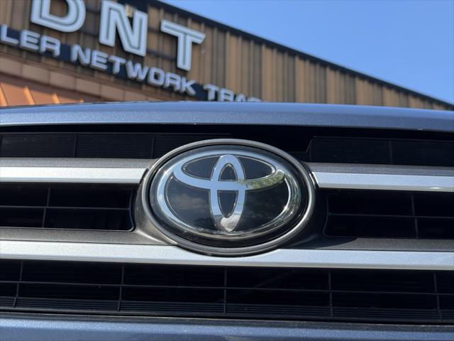 used 2019 Toyota Highlander car, priced at $23,586