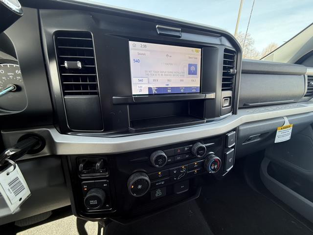 new 2025 Ford F-350 car, priced at $61,079