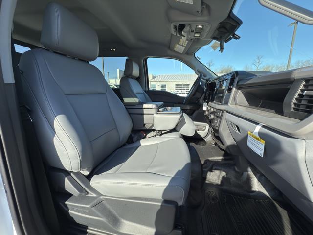 new 2025 Ford F-350 car, priced at $57,020