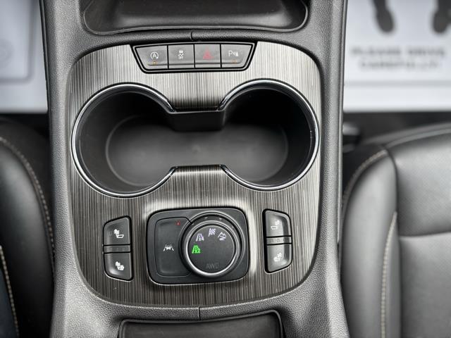 used 2022 GMC Acadia car, priced at $27,990