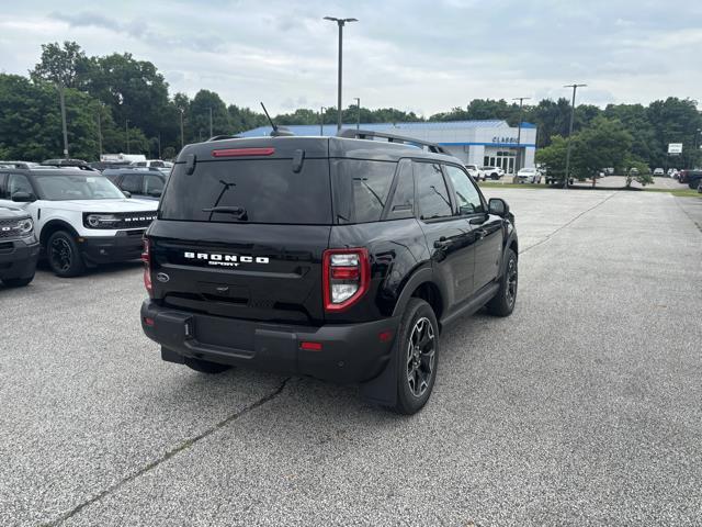 new 2025 Ford Bronco Sport car, priced at $40,425
