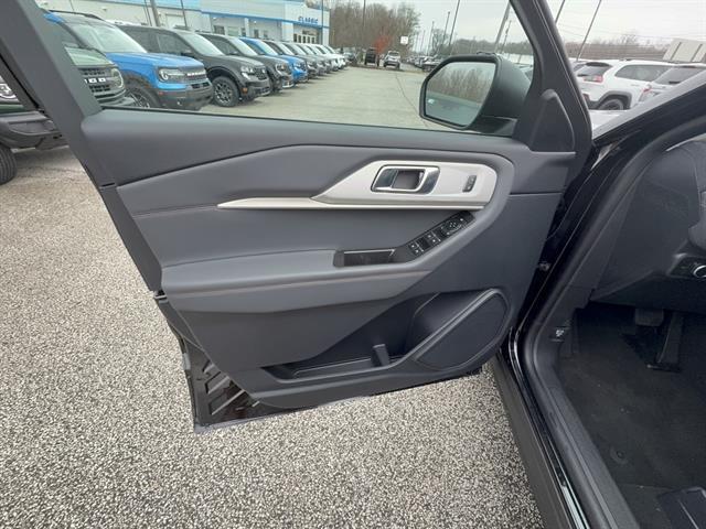 new 2026 Ford Explorer car, priced at $42,780